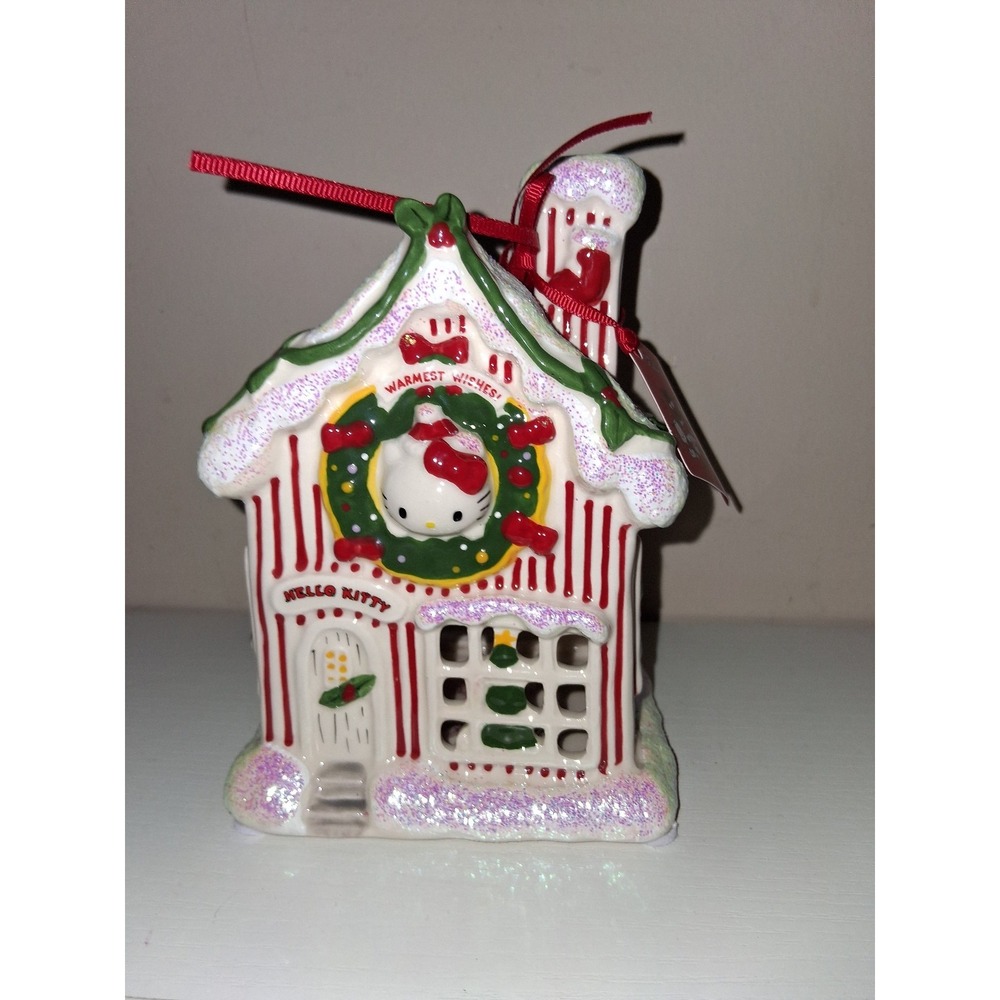 Hello Kitty & Friends And Blue Sky Christmas Gingerbread House Ceramic House